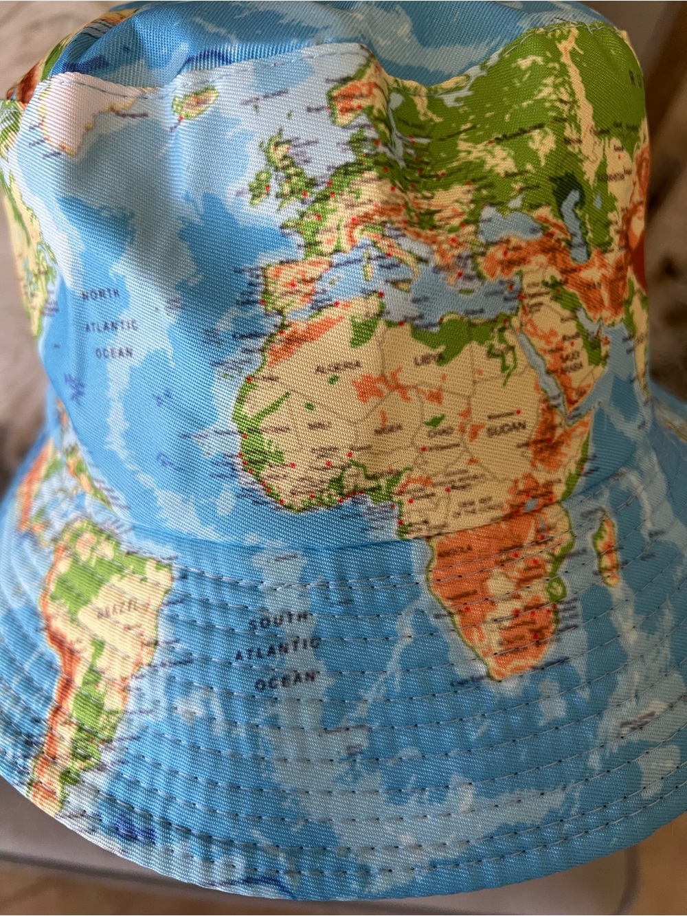 👓🐠🌟🌎NWOT Reversible World Map Bucket Hat - Picture 5 of 5